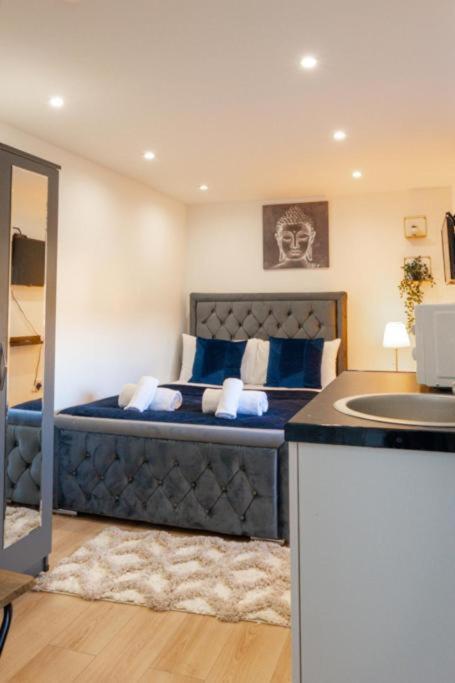 Heathrow Guest House - Oakway Feltham Exterior foto